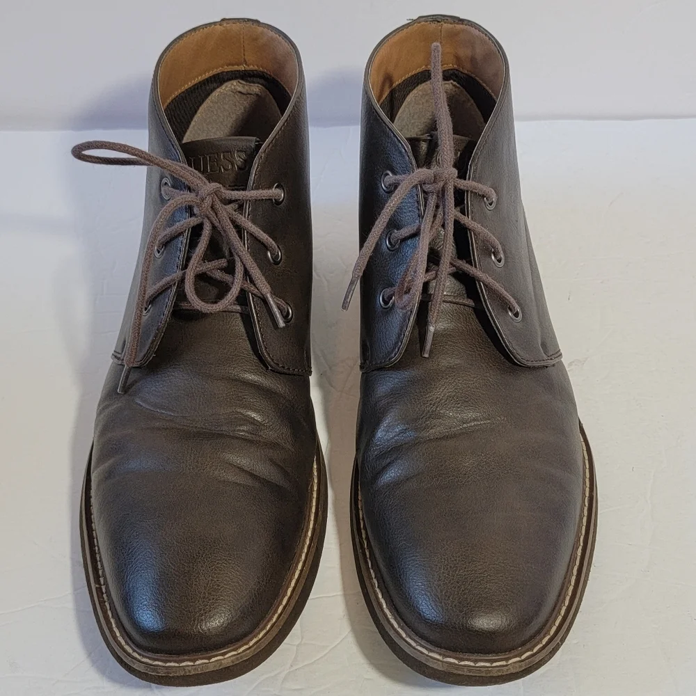 GUESS Mens Dark Brown Joey's Chukka Boots Sz 10.5 Lace-up Fall Casual Chic Vegan